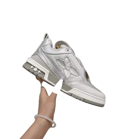 LV Skate