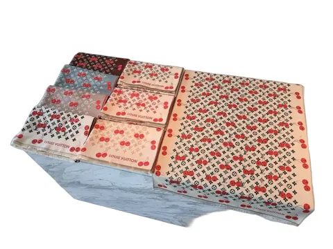 LV Scarf